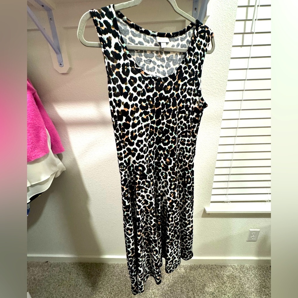 LulaRoe brand sleeveless dress animal print size large L
